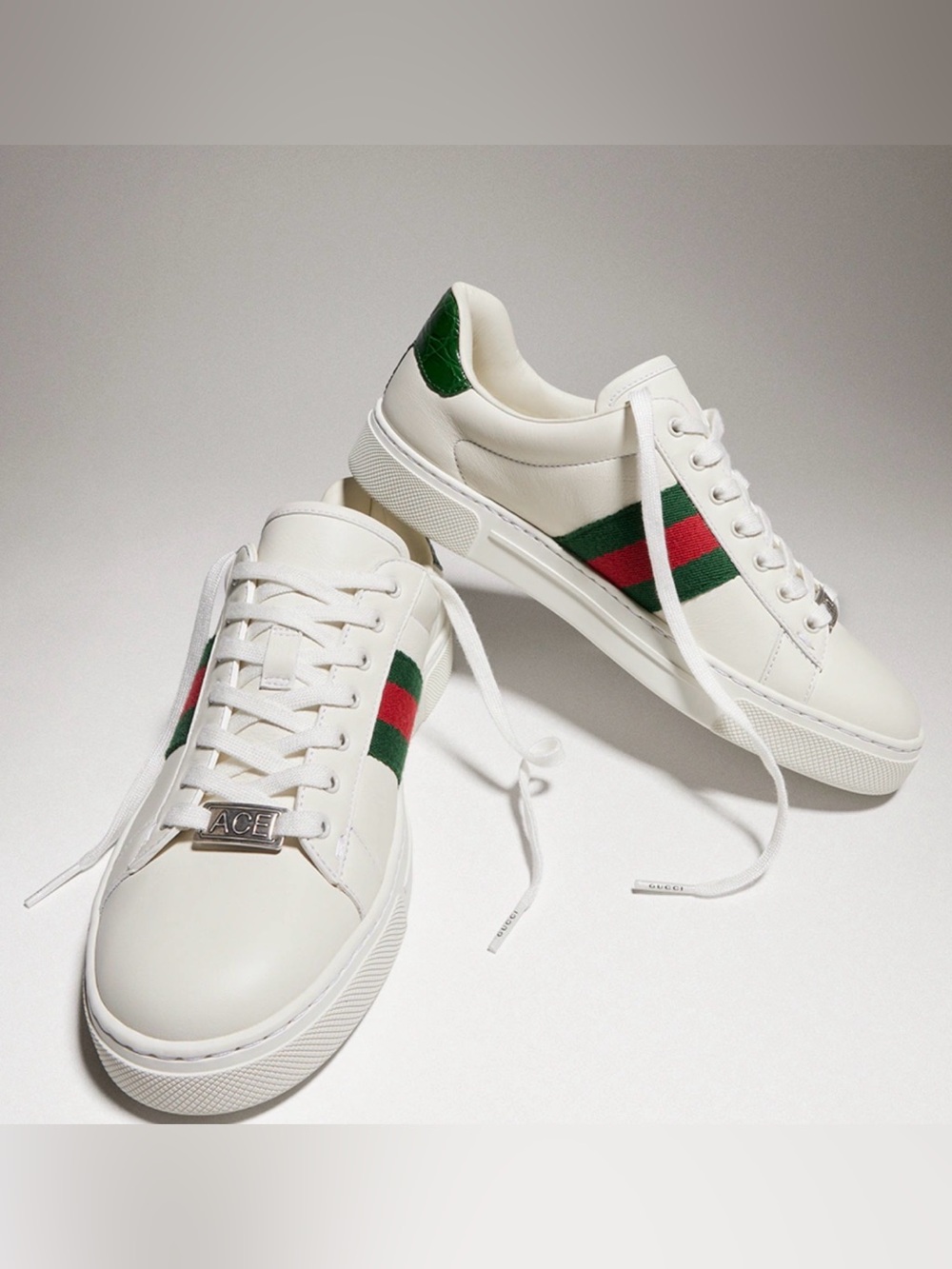 NWT Women's Gucci Ace sneaker with Web Sz 39